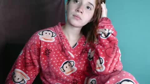 Dafne online show from February 23, 2025, 2:51 am