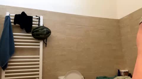 Snapshot of dave1753 chatting on October 6, 2025, 8:34 am dave1753 online show from October 6, 2025, 8:34 am