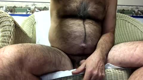 dave1964m online show from December 4, 2025, 8:45 am