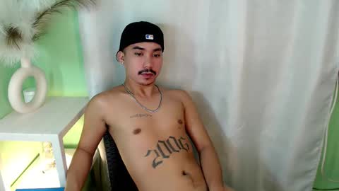 Snapshot of dave_cummers chatting on June 10, 2026, 5:28 am DAVE online show from June 10, 2026, 5:28 am
