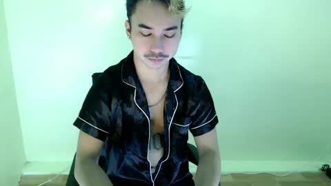Snapshot of dave_cummers chatting on July 2, 2026, 1:05 am DAVE online show from July 2, 2026, 1:05 am