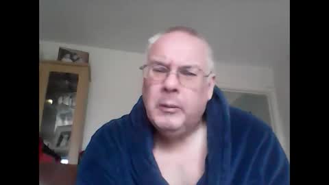 Snapshot of daveandp chatting on January 28, 2025, 11:17 am Dave online show from January 28, 2025, 11:17 am