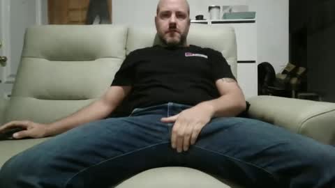 Snapshot of davecomplet chatting on September 20, 2025, 11:17 pm Dave online show from September 20, 2025, 11:17 pm