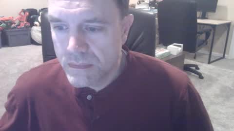 Snapshot of daved14u chatting on December 16, 2024, 6:53 am daved14u online show from December 16, 2024, 6:53 am