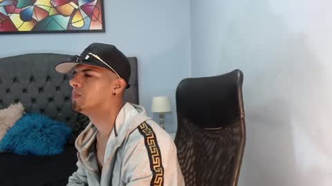 david_bandercock online show from December 8, 2024, 5:29 am