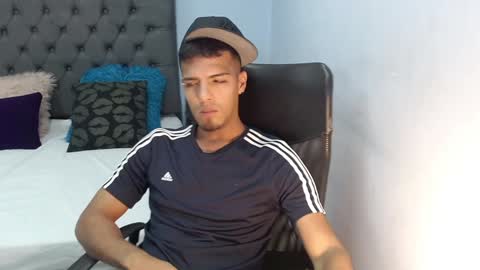 david_bandercock online show from December 15, 2024, 6:51 am