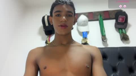 Snapshot of david_hot44 chatting on June 26, 2026, 11:25 am david_hot44 online show from June 26, 2026, 11:25 am