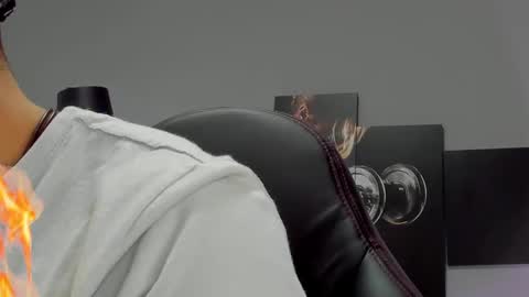 David Jons online show from January 8, 2025, 12:17 am