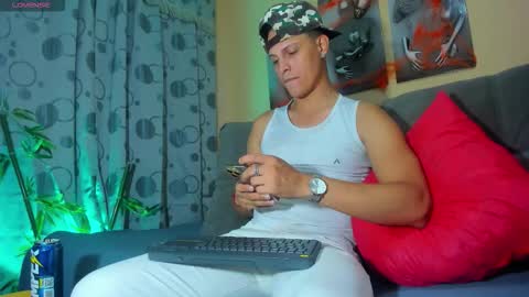 David Neill online show from November 3, 2025, 2:02 am