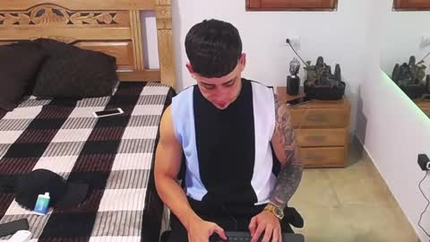 luis online show from November 18, 2025, 7:13 am