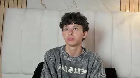 Snapshot of david_roy_ chatting on February 19, 2026, 12:34 pm Roy online show from February 19, 2026, 12:34 pm