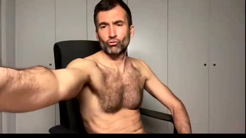 Snapshot of david_spanish chatting on March 7, 2026, 8:17 pm David Cock online show from March 7, 2026, 8:17 pm