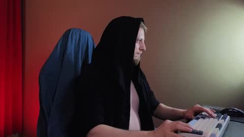 Snapshot of david_stain chatting on January 15, 2026, 8:01 pm Vincente online show from January 15, 2026, 8:01 pm