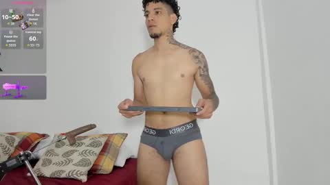 Snapshot of davidbatista_ chatting on October 4, 2025, 7:01 pm David Batista online show from October 4, 2025, 7:01 pm