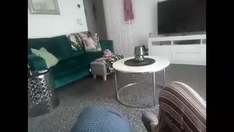 Snapshot of davidf75 chatting on October 21, 2025, 9:21 am davidf75 online show from October 21, 2025, 9:21 am