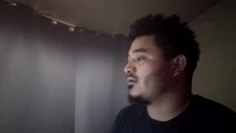 Snapshot of davidjose1995 chatting on December 25, 2024, 6:41 pm Juice cock online show from December 25, 2024, 6:41 pm