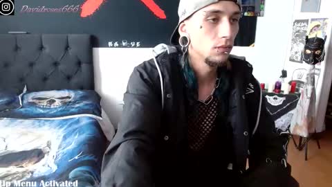   online show from October 7, 2025, 6:38 pm