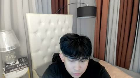 Snapshot of davincihugecock chatting on July 4, 2026, 5:52 pm daniel online show from July 4, 2026, 5:52 pm