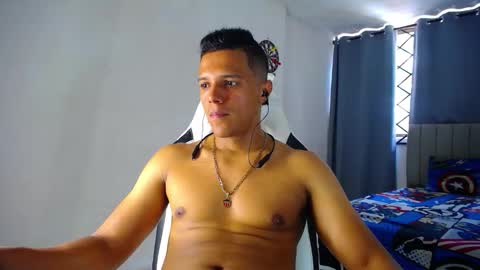 Snapshot of davisito7 chatting on March 21, 2026, 5:16 pm David Angel online show from March 21, 2026, 5:16 pm