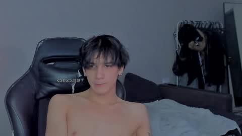 Snapshot of davisross chatting on January 15, 2025, 8:26 pm davis online show from January 15, 2025, 8:26 pm