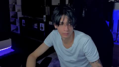 Snapshot of davisross chatting on July 18, 2026, 12:31 pm davis online show from July 18, 2026, 12:31 pm