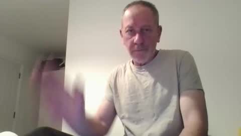 davyboi15 online show from April 2, 2026, 8:39 pm