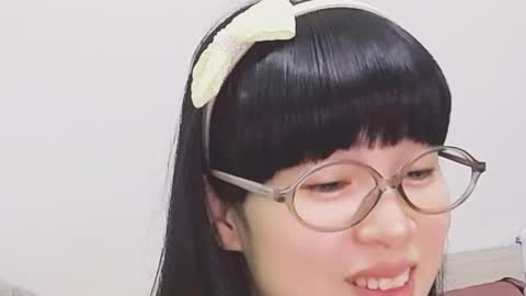 Mita online show from March 12, 2026, 5:46 am