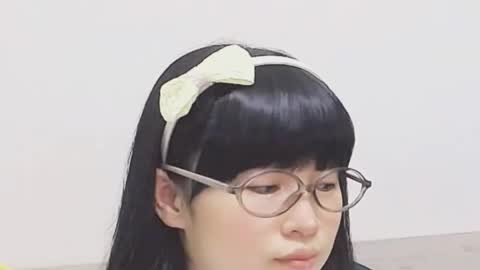 Mita online show from April 4, 2026, 4:22 am