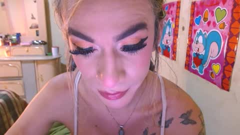 dayanna_01_ online show from February 11, 2026, 6:46 pm