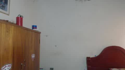 Dylon online show from September 20, 2025, 2:18 pm