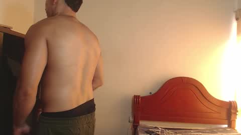 Dylon online show from February 9, 2026, 7:07 pm