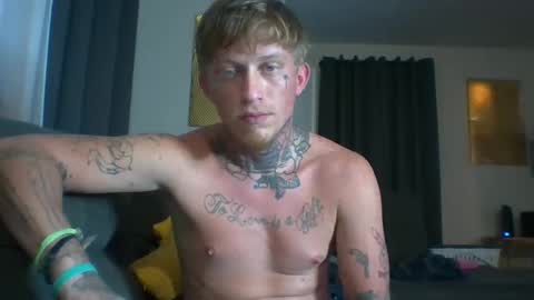 Snapshot of daytonadalton chatting on November 15, 2025, 11:54 pm Daytona Dalton online show from November 15, 2025, 11:54 pm