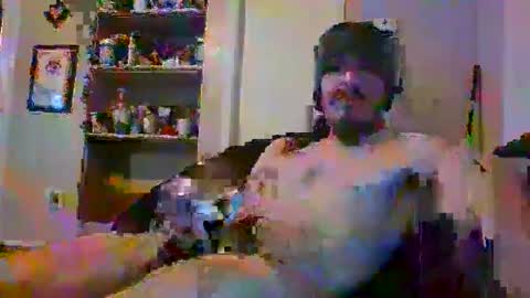 dcredhood online show from September 30, 2025, 11:48 am