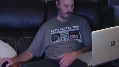 want girl to play with me online show from November 9, 2025, 8:18 pm