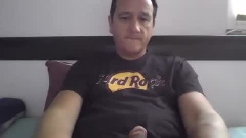 Snapshot of dddermattt chatting on January 5, 2025, 1:26 pm Play with me while I watch you german handsome squirtlover love small girls small tits big clit cut c2c shaved online show from January 5, 2025, 1:26 pm