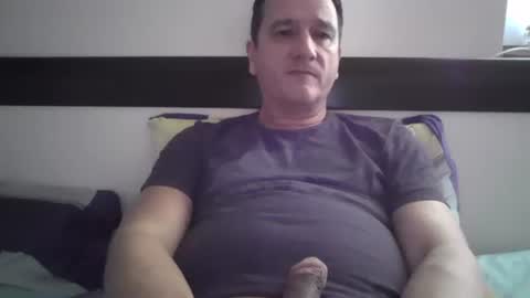 Snapshot of dddermattt chatting on March 10, 2025, 11:53 am Play with me while I watch you german handsome squirtlover love small girls small tits big clit cut c2c shaved online show from March 10, 2025, 11:53 am
