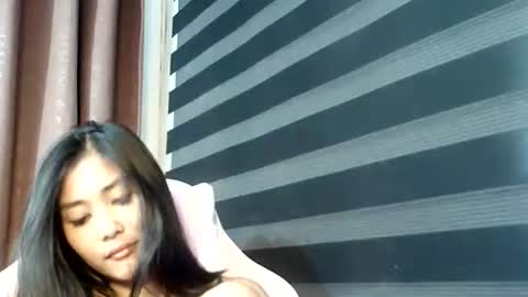 Angel online show from November 4, 2025, 1:10 pm