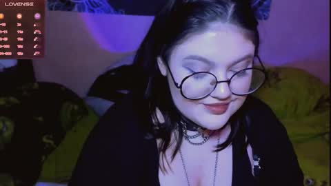 Snapshot of de_v1l chatting on December 18, 2025, 10:10 am Luna online show from December 18, 2025, 10:10 am