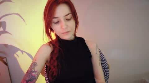 Snapshot of dead_girll chatting on April 30, 2026, 11:20 pm freak online show from April 30, 2026, 11:20 pm
