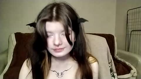 Snapshot of deannemillener chatting on May 8, 2026, 5:18 pm Camille online show from May 8, 2026, 5:18 pm