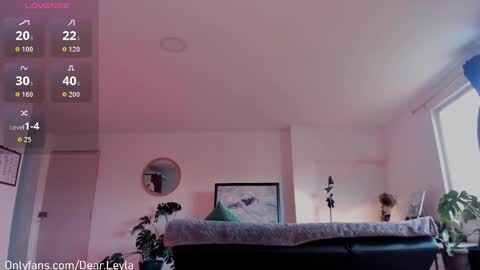 Snapshot of deargrey chatting on January 14, 2026, 7:41 pm Leyla Grey online show from January 14, 2026, 7:41 pm