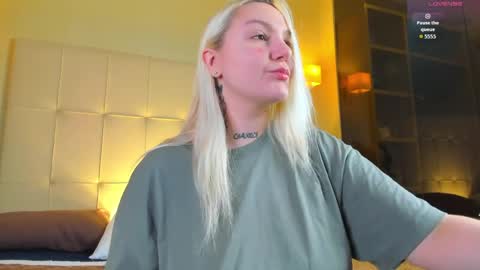 Debbie Mon Tue Fri Sun Sat GMT 3 1000am - 0400pm  online show from April 4, 2026, 5:32 pm