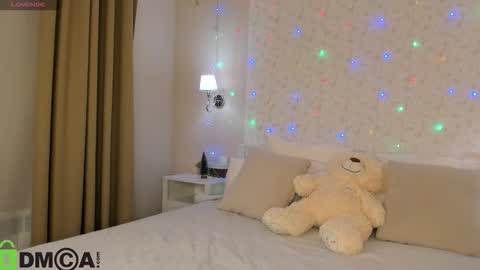 Jennifer online show from January 17, 2026, 12:04 am