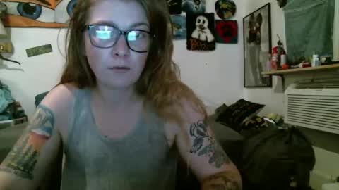 DEBBIE online show from November 3, 2025, 10:49 am