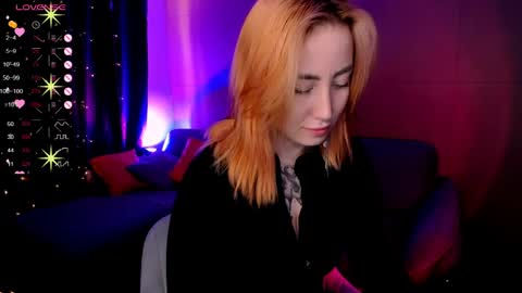 Snapshot of deborah_moore chatting on June 2, 2026, 2:02 am Debora online show from June 2, 2026, 2:02 am