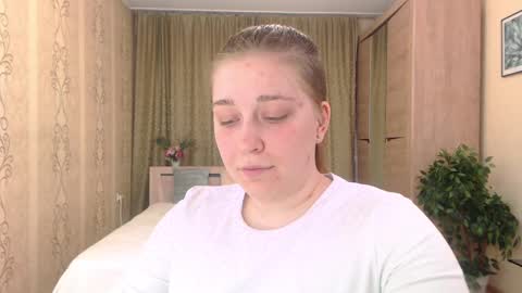 debramust online show from December 11, 2024, 2:22 pm