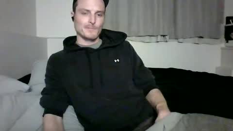 Dee4dayz online show from April 29, 2026, 2:48 am