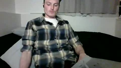 Dee4dayz online show from May 6, 2026, 3:46 am