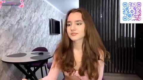 Anna online show from October 3, 2025, 3:31 pm