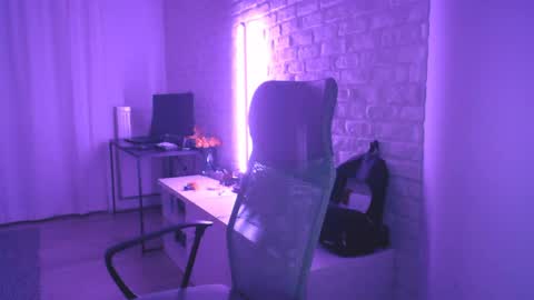 Snapshot of deeannnye chatting on May 16, 2026, 8:18 pm Amanda online show from May 16, 2026, 8:18 pm